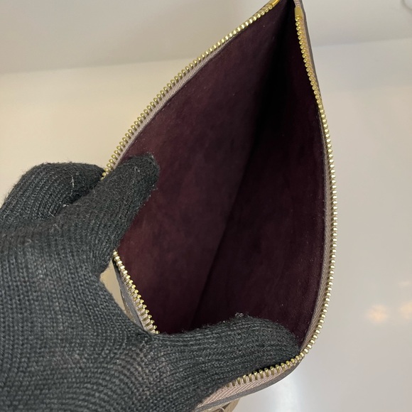 🎀 Louis Vuitton Turtle Dove Monogram Giant Empreinte Leather Neverfull Pochette - Picture 10 of 15